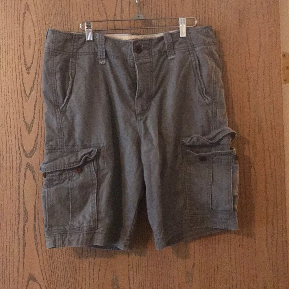 American Eagle Cargo Shorts